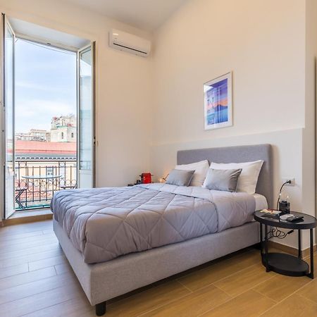 Blu Parthenope Suites Наполи Екстериор снимка