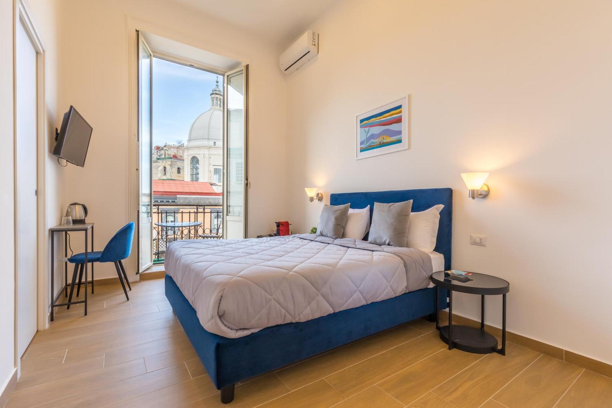 Blu Parthenope Suites Наполи Екстериор снимка