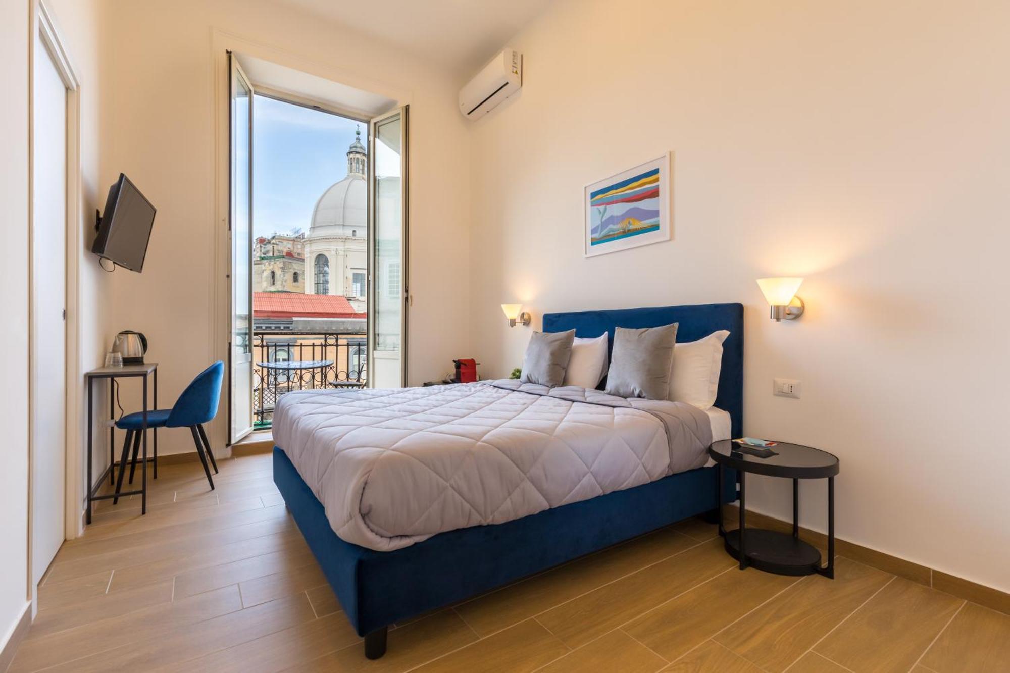 Blu Parthenope Suites Наполи Екстериор снимка